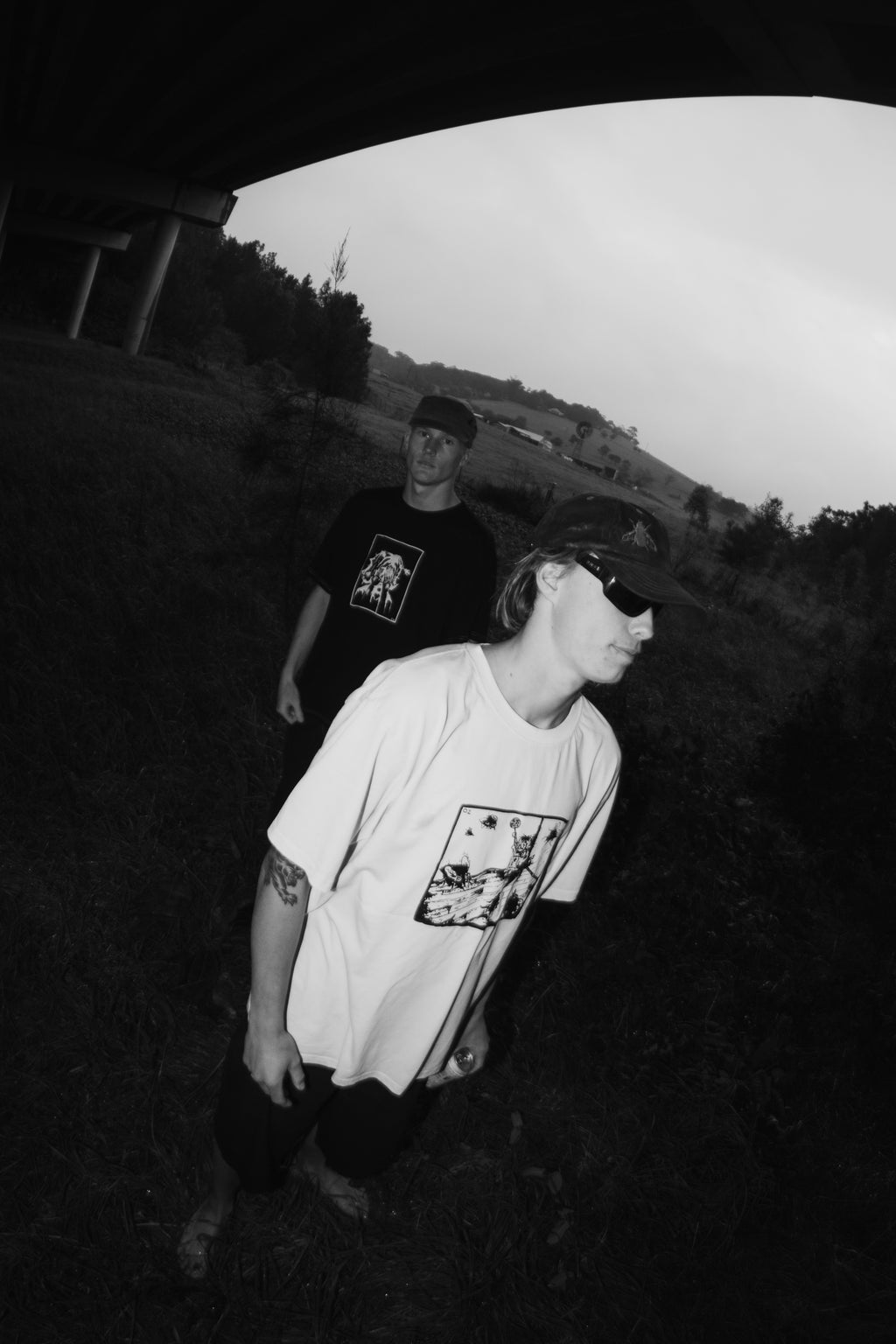 oz tee - bone