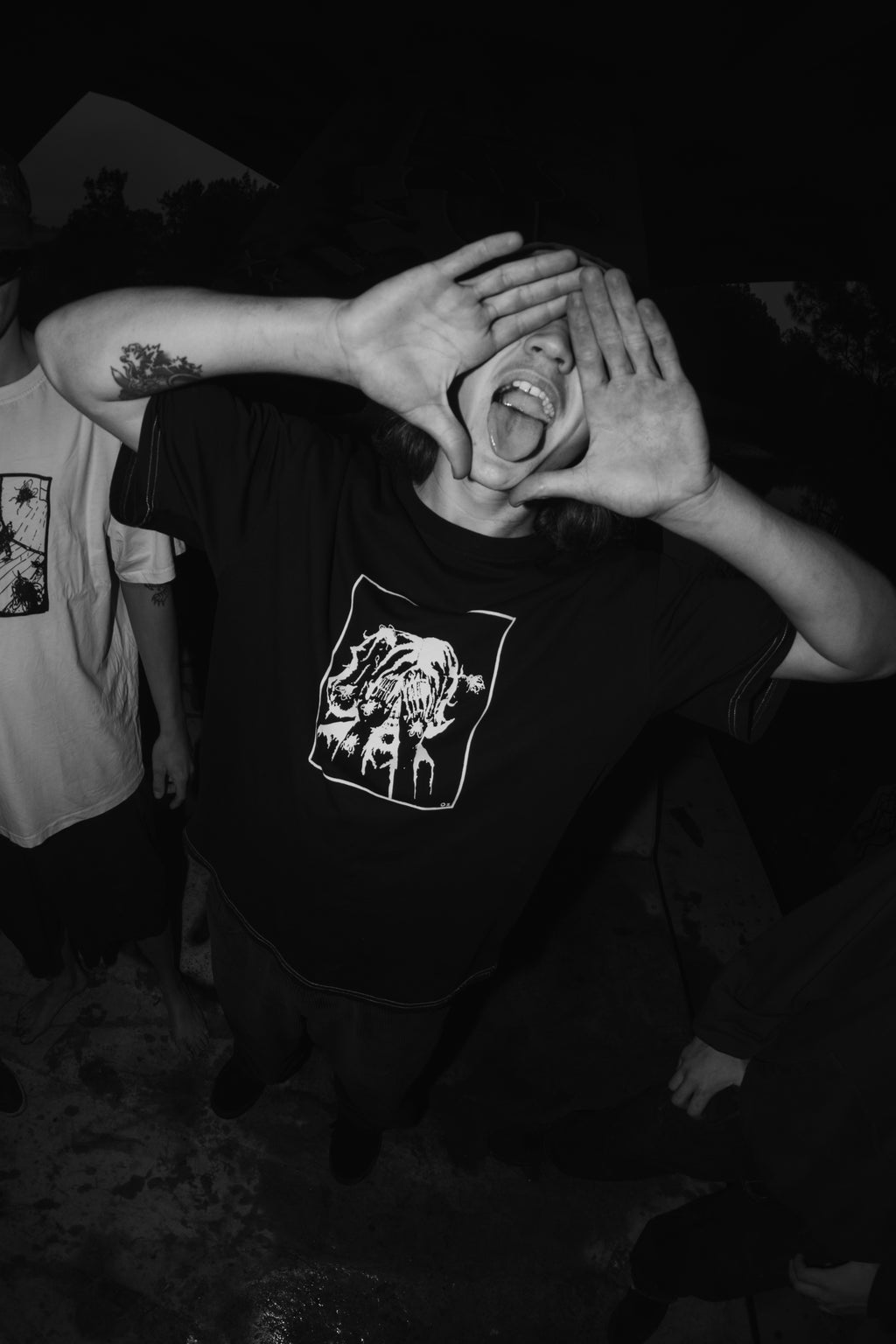oz tee - black/contrast